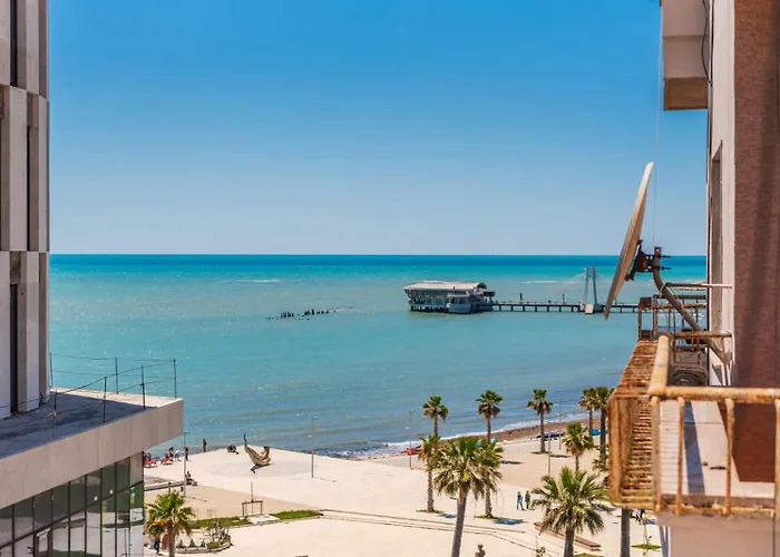 Portside Apartment *